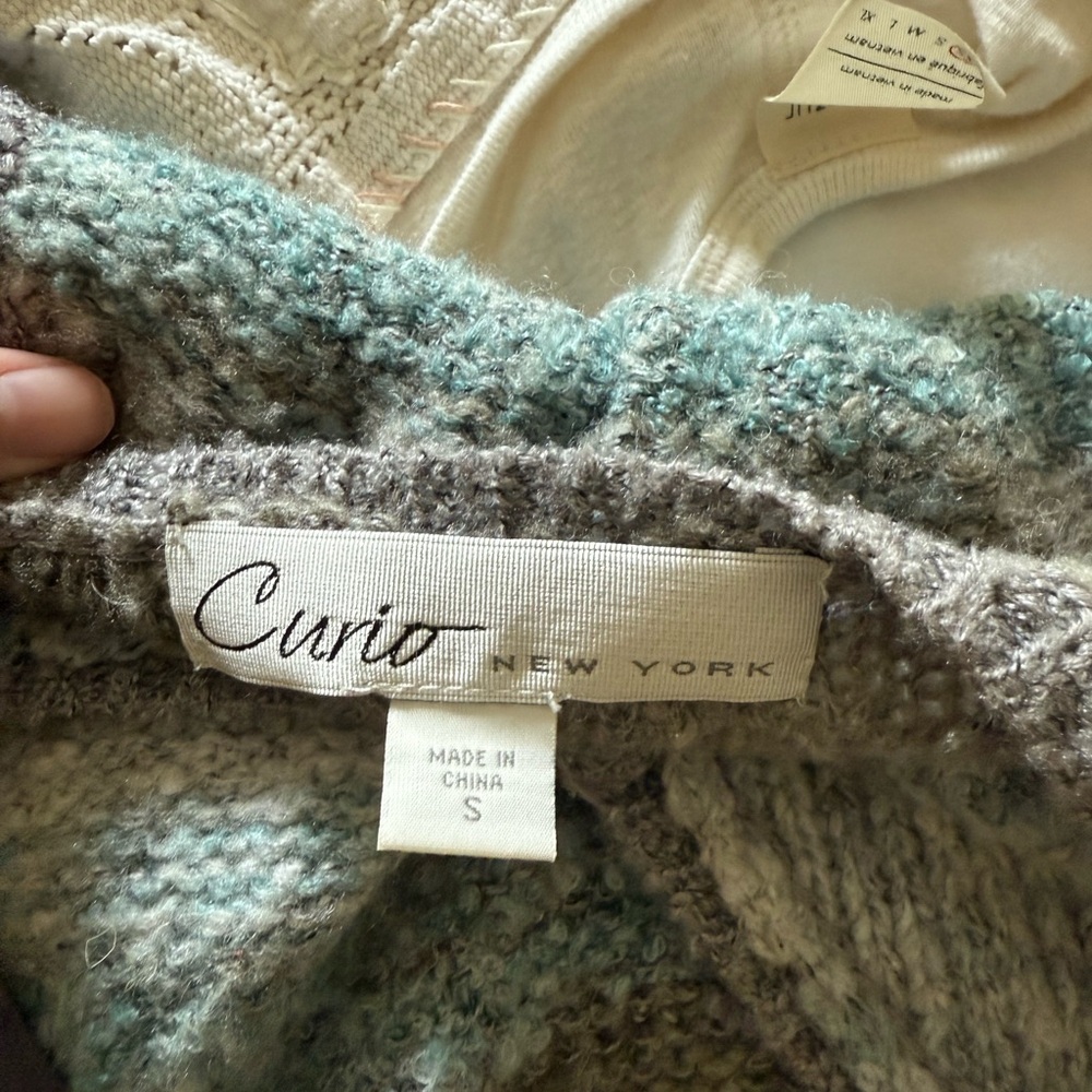 Fringe Sweater - Picture 3 of 4
